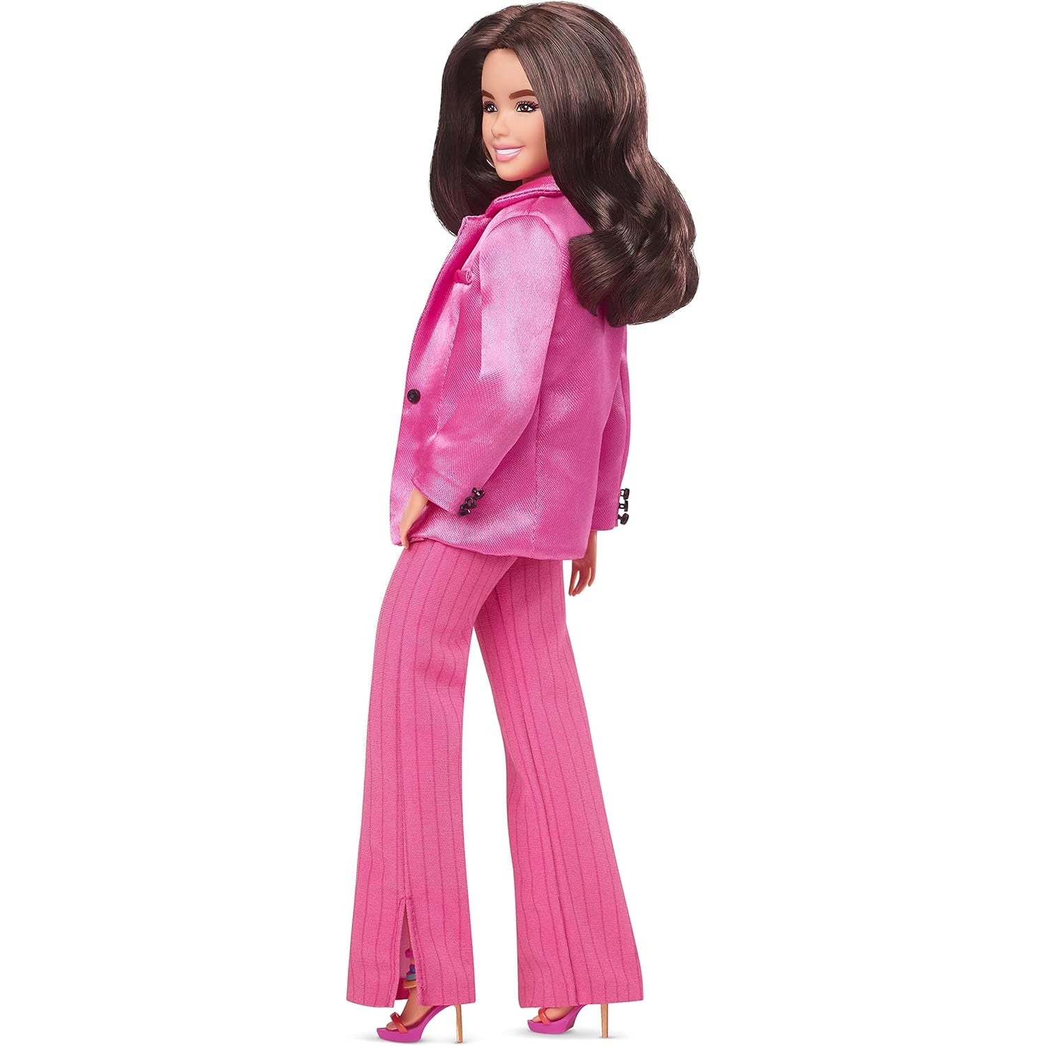 Barbie HPJ98 The MOVIE Puppe Filme Fans, Gloria im Pink-Hosenanzug America Ferreras