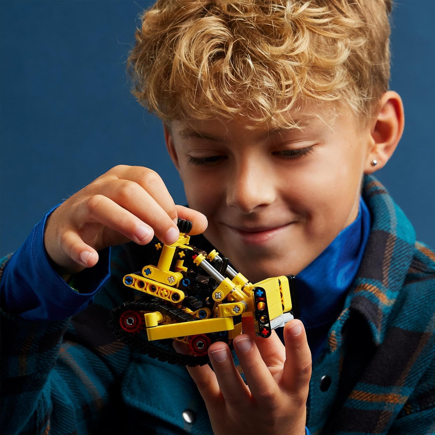 LEGO 42163 Technic Schwerlast Bulldozer, Spielzeug-Planierraupe zum Bauen, Baustelle