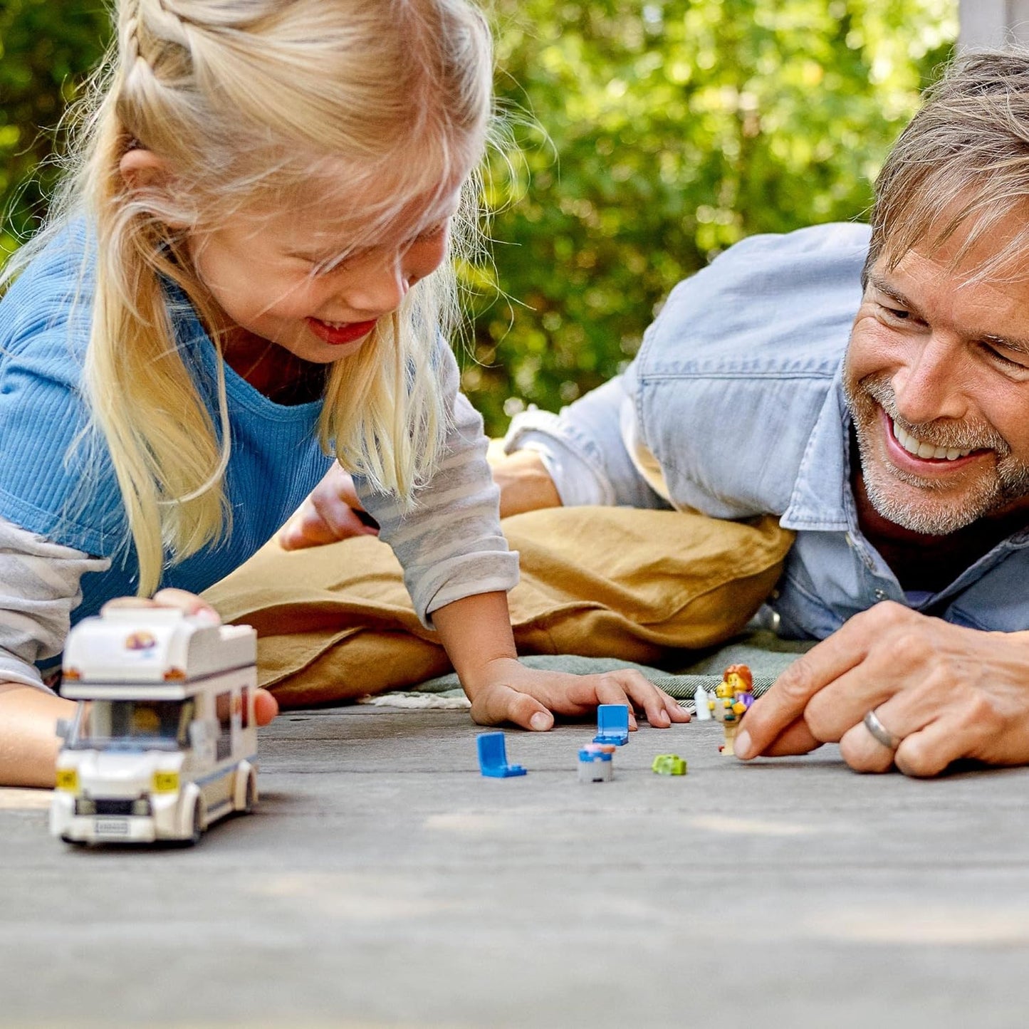 LEGO 60283 City Starke Fahrzeuge Ferien-Wohnmobil Spielzeug Spielzeugauto Campingbus