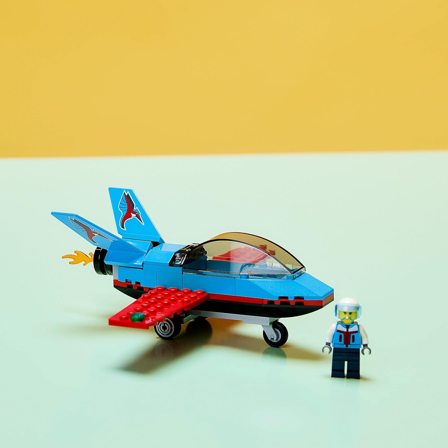 LEGO 60323 City Stuntflugzeug, Kunstflugzeug, Flugzeug Spielzeug mit Piloten-Minifigur