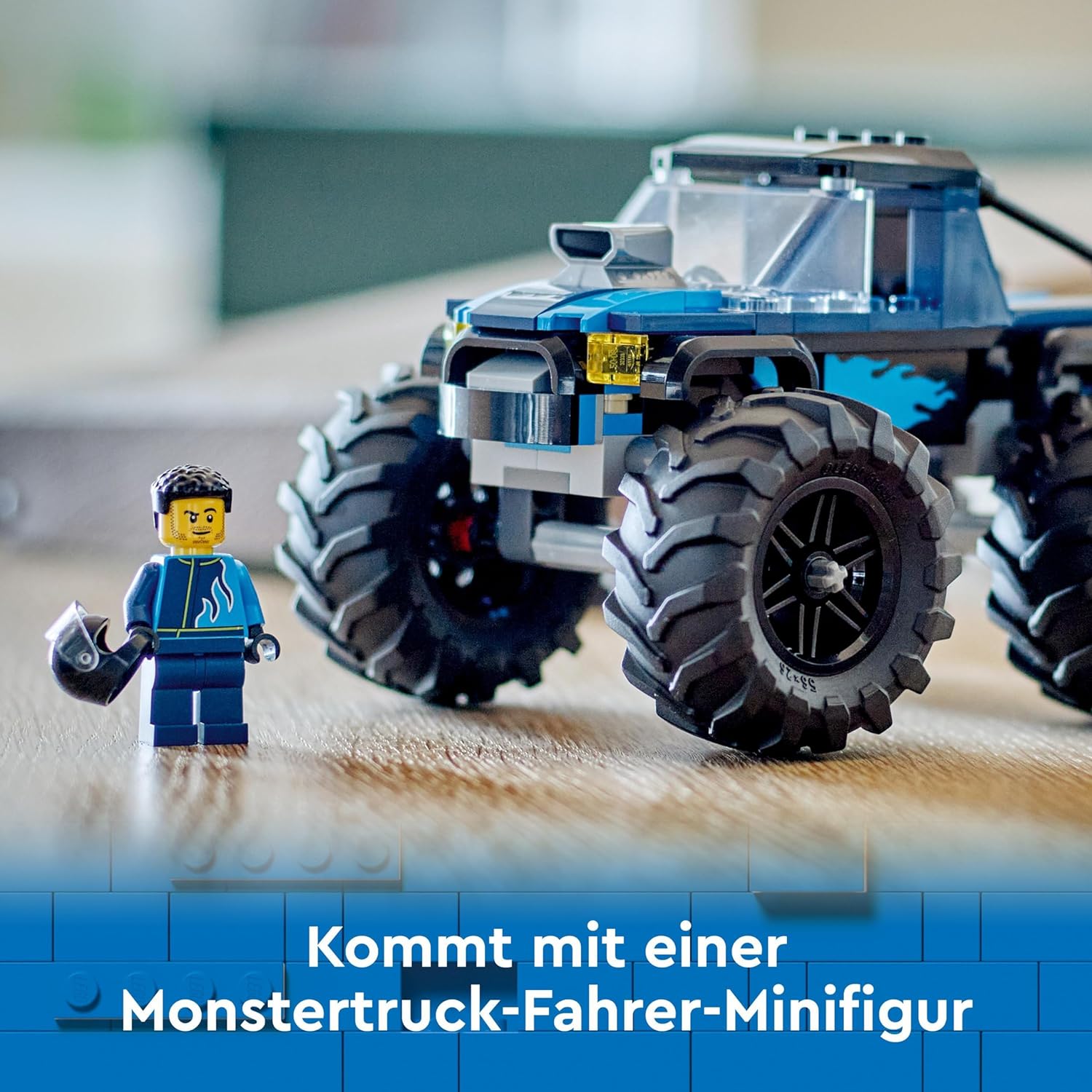 LEGO 60402 City Blauer Monstertruck, Offroad-Auto-Spielzeug, Fahrzeug-Set mit Rennfahrer