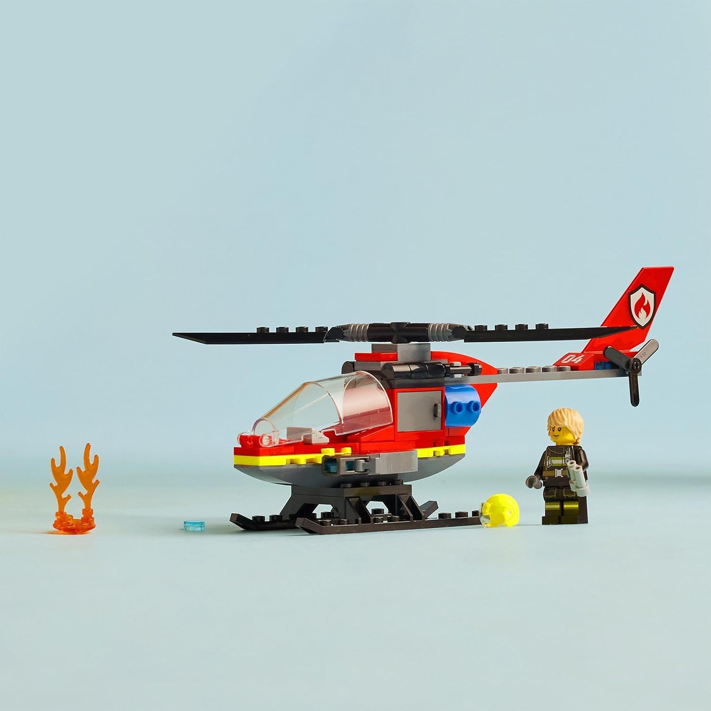 LEGO 60411 City Feuerwehrhubschrauber, Set mit Hubschrauber-Spielzeug und Pilot-Figur