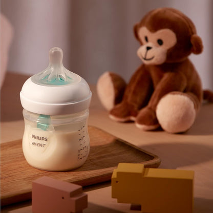 Philips Avent Babyflaschen mit AirFree Ventil, Geschenkset für Neugeborene 4 Babyflaschen, Schnuller und Flaschenbürste