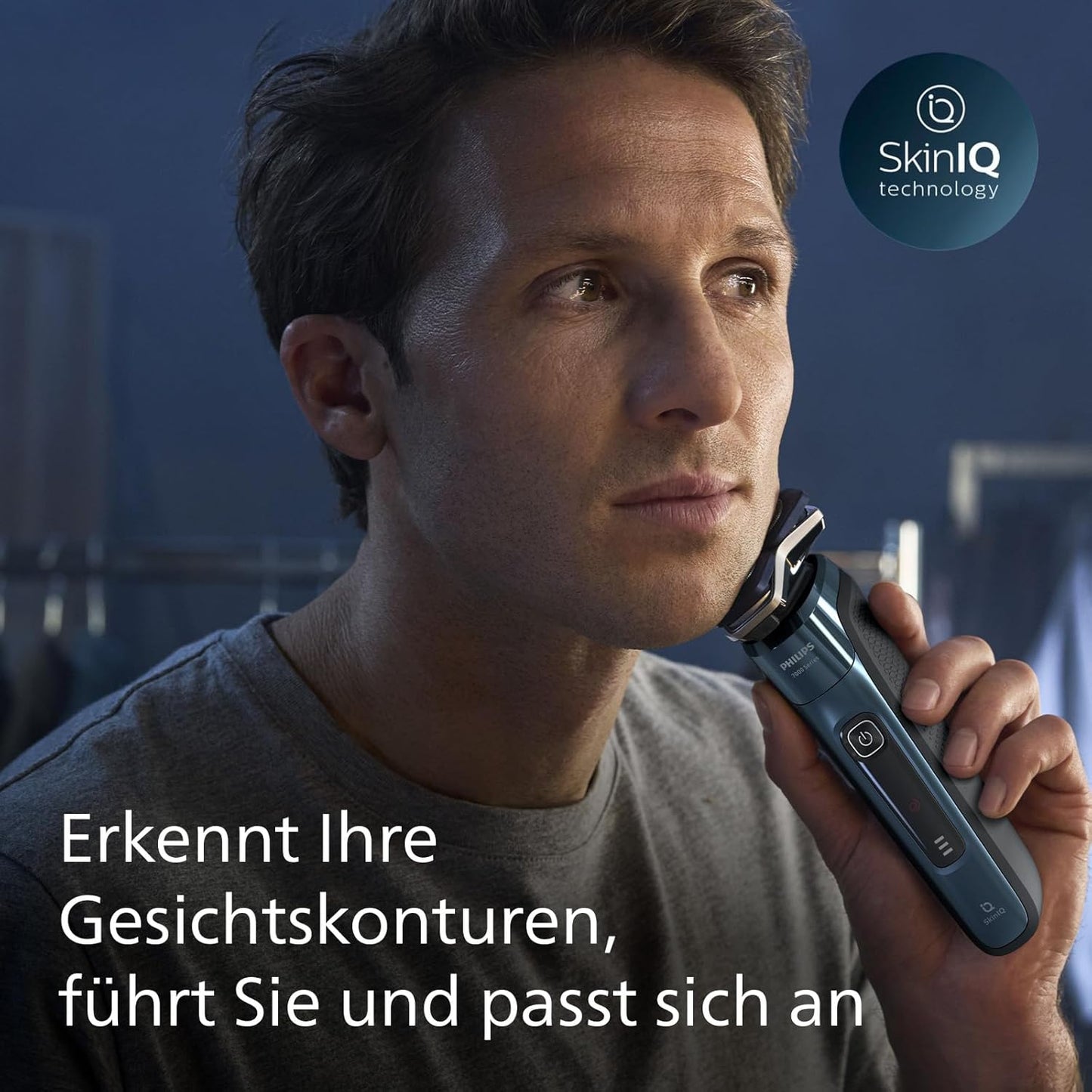 Philips Shaver S7000 Elektrischer Nass-& Trockenrasierer, integrierter ausklappbaren Trimmer (Modell S7882/54)