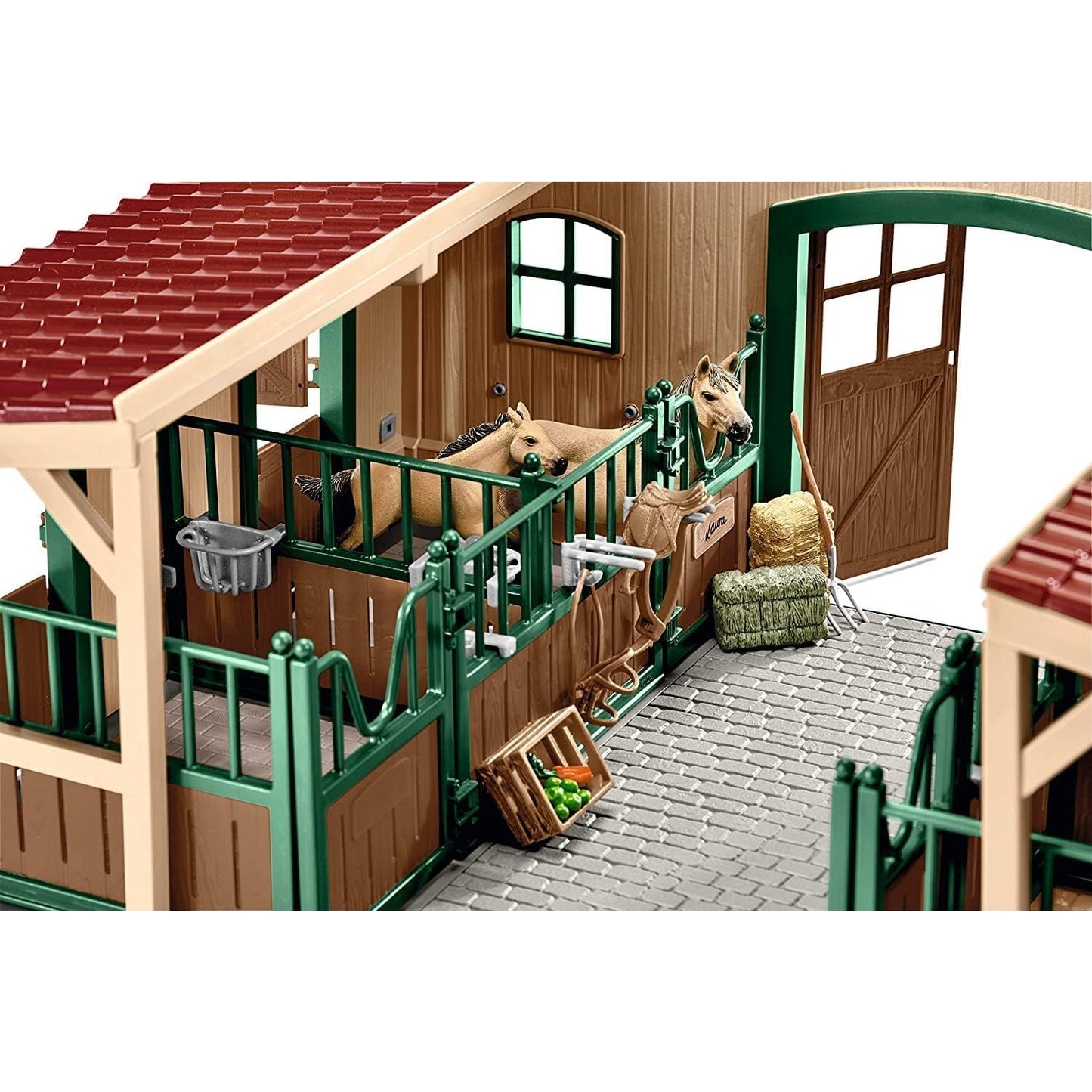 Schleich 42195 Pferdestall mit Pferden und Zubehör, ab 3 Jahren, FARM WORLD - Spielset, 48 Teile